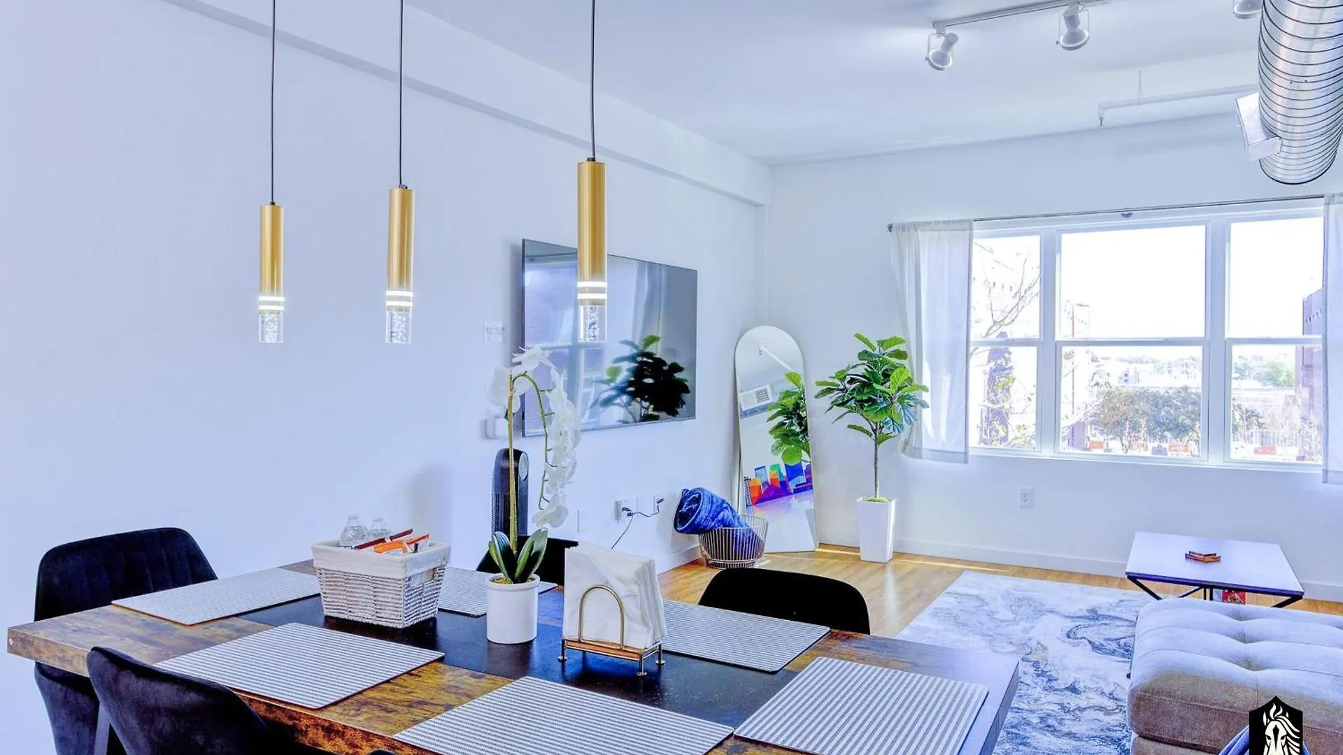 The Stallion #301 - Walk To Attractions, Modern Luxe Loft In Downtown Memphis With Free Covered Gated Parking 0*,